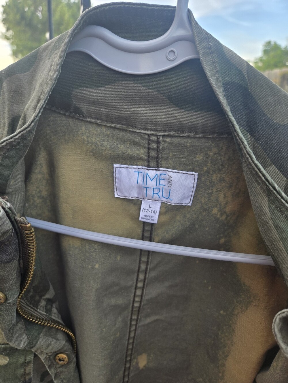 “Camouflage Dragon Jacket – Boho Streetwear Statement Piece, Artistic Upcycled - Picture 5 of 11